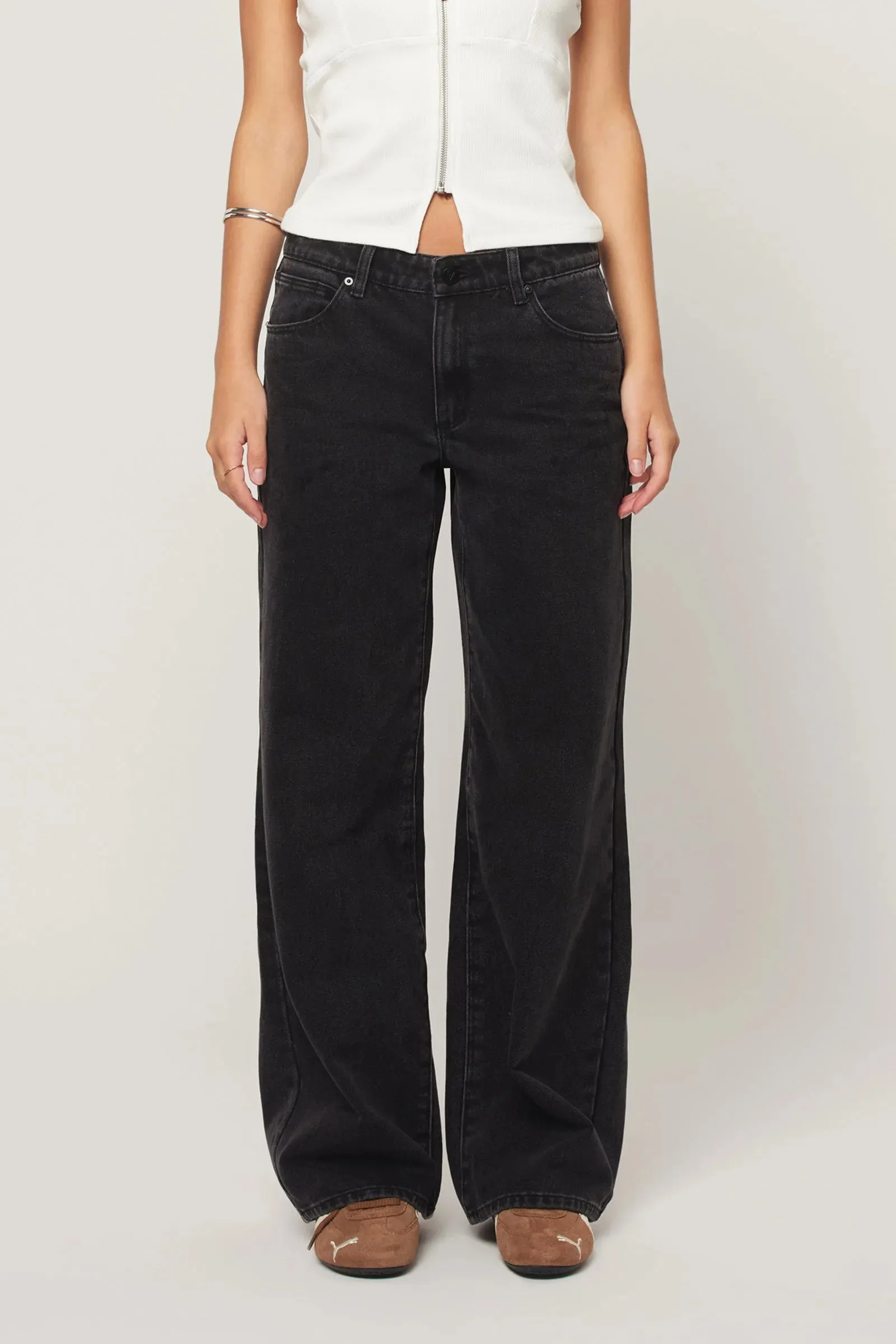 Abrand 99 Low Baggy Jean - Heidi - Washed Black