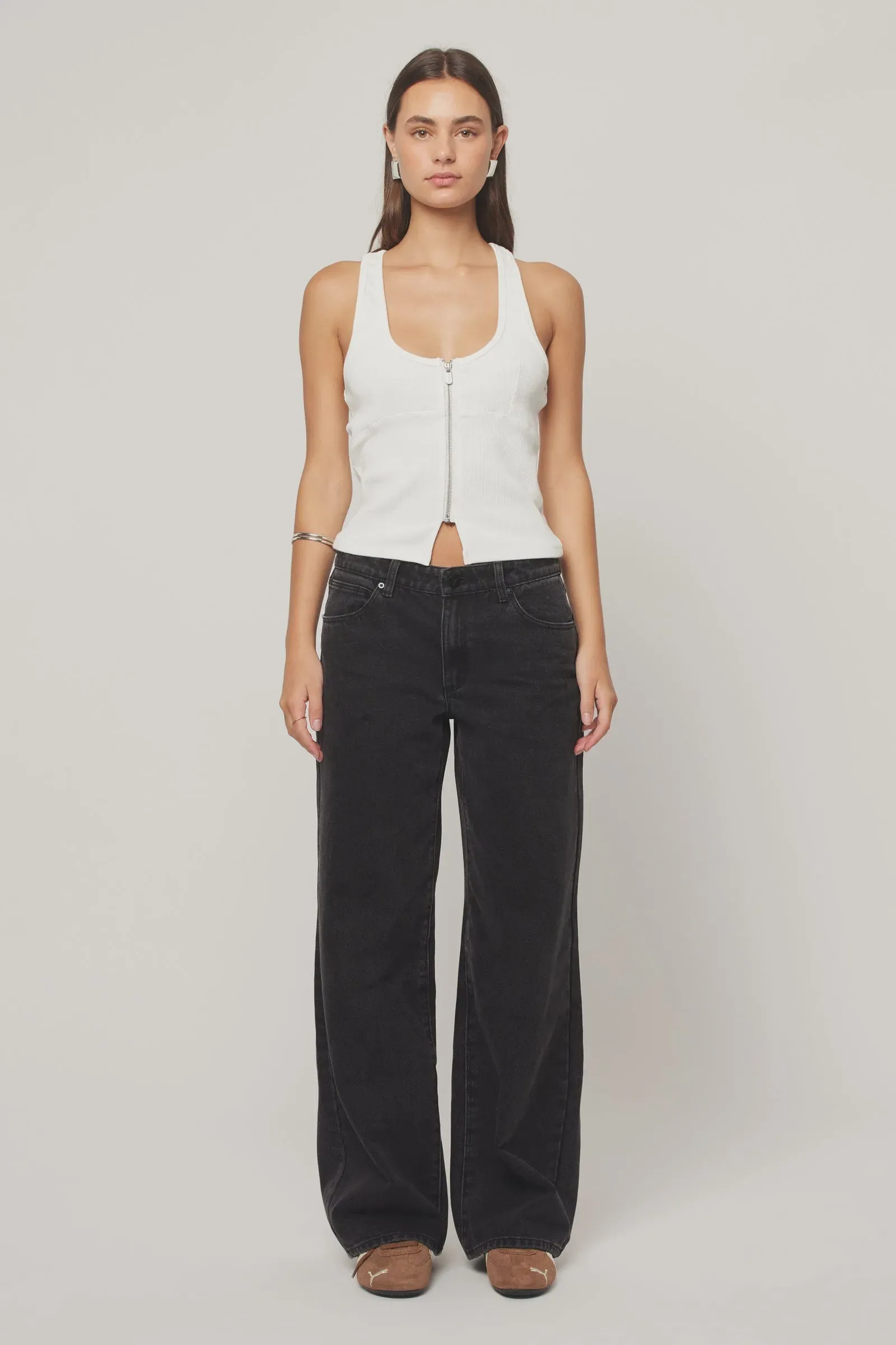 Abrand 99 Low Baggy Jean - Heidi - Washed Black