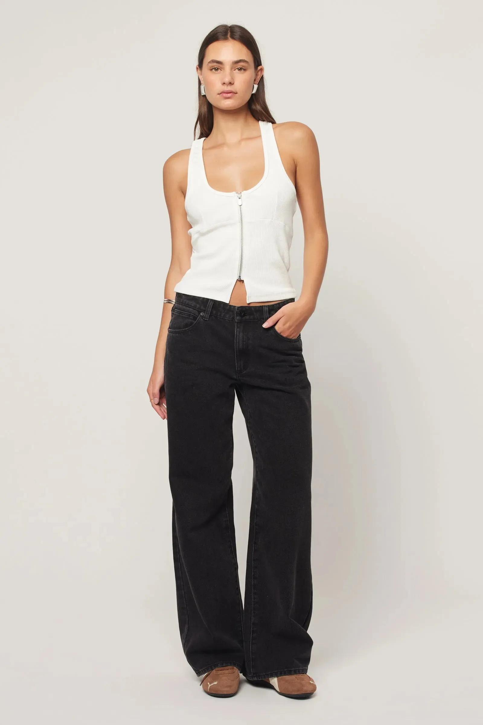 Abrand 99 Low Baggy Jean - Heidi - Washed Black