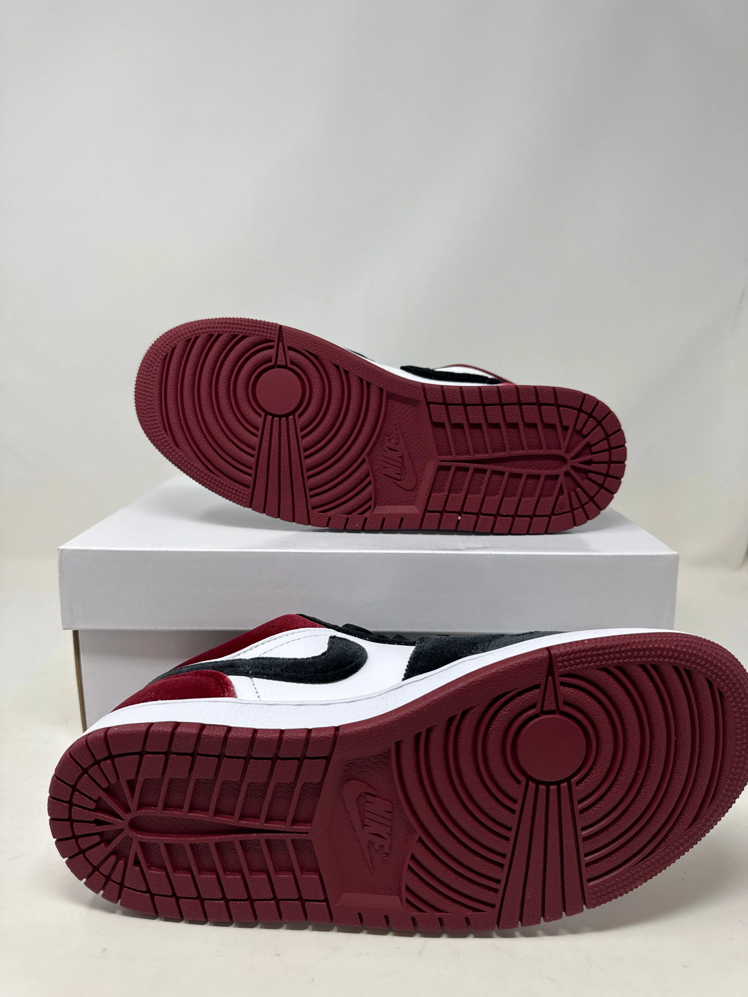 Air Jordan 1 Low SE, Velvet Black Toe (Women's)