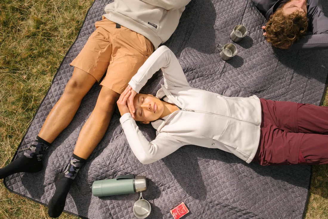 Bouteille 900 isotherme 1L inox de randonnée et camping, bouchon instantané.