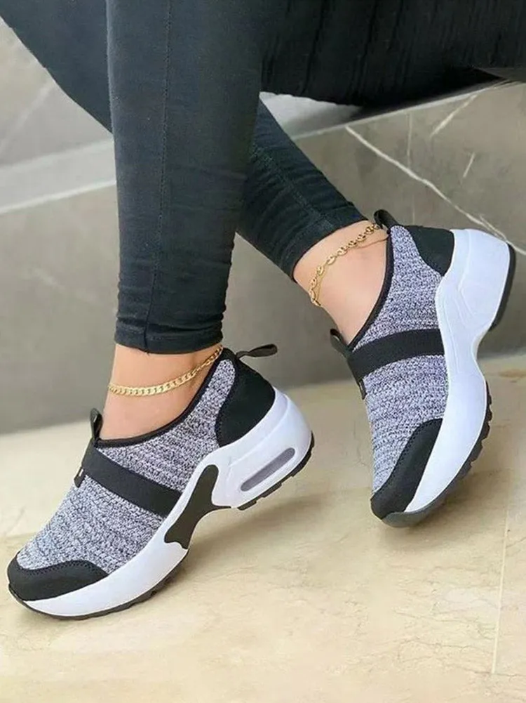 Breathable Casual Flyweaving Sneakers