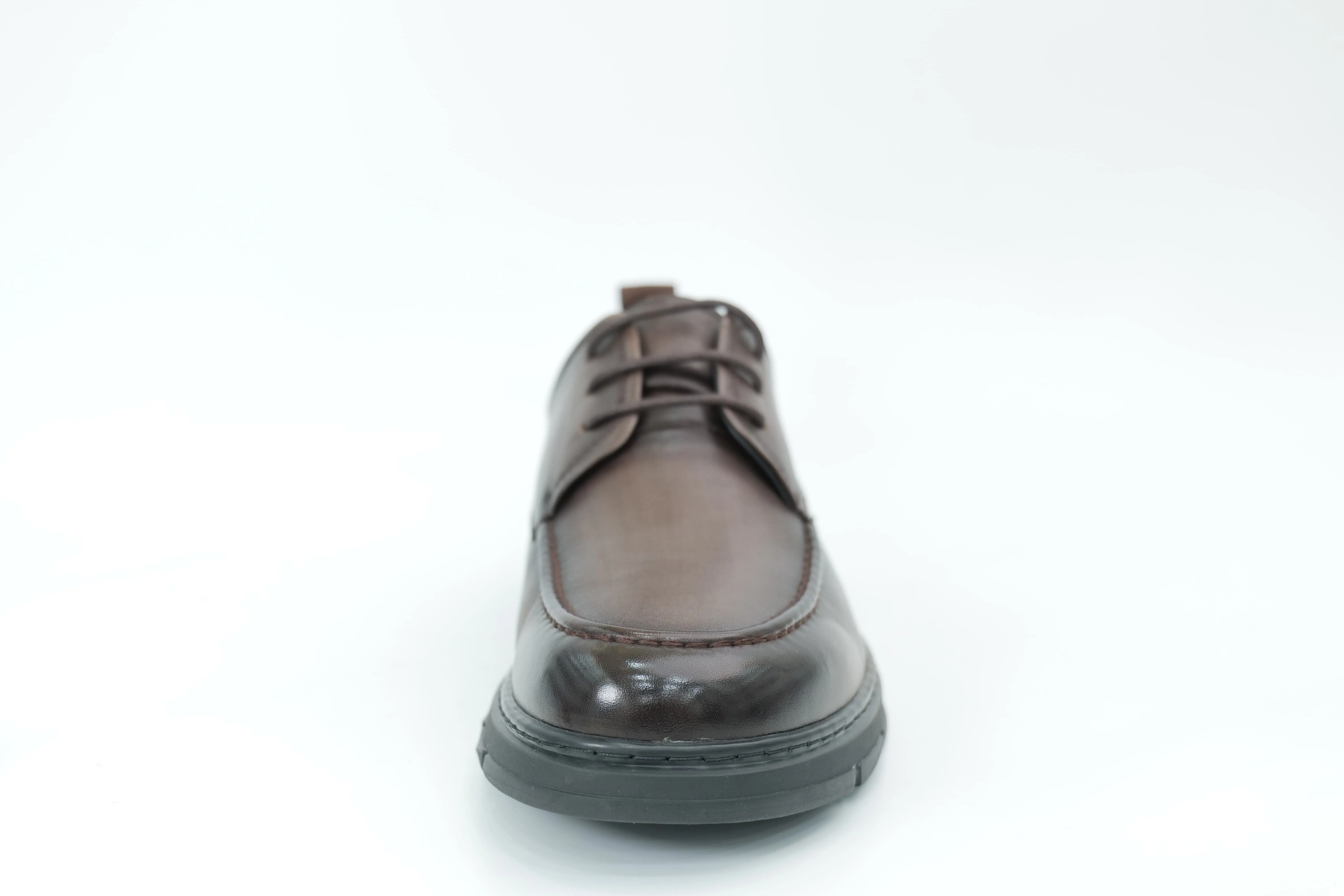 Casual shoes