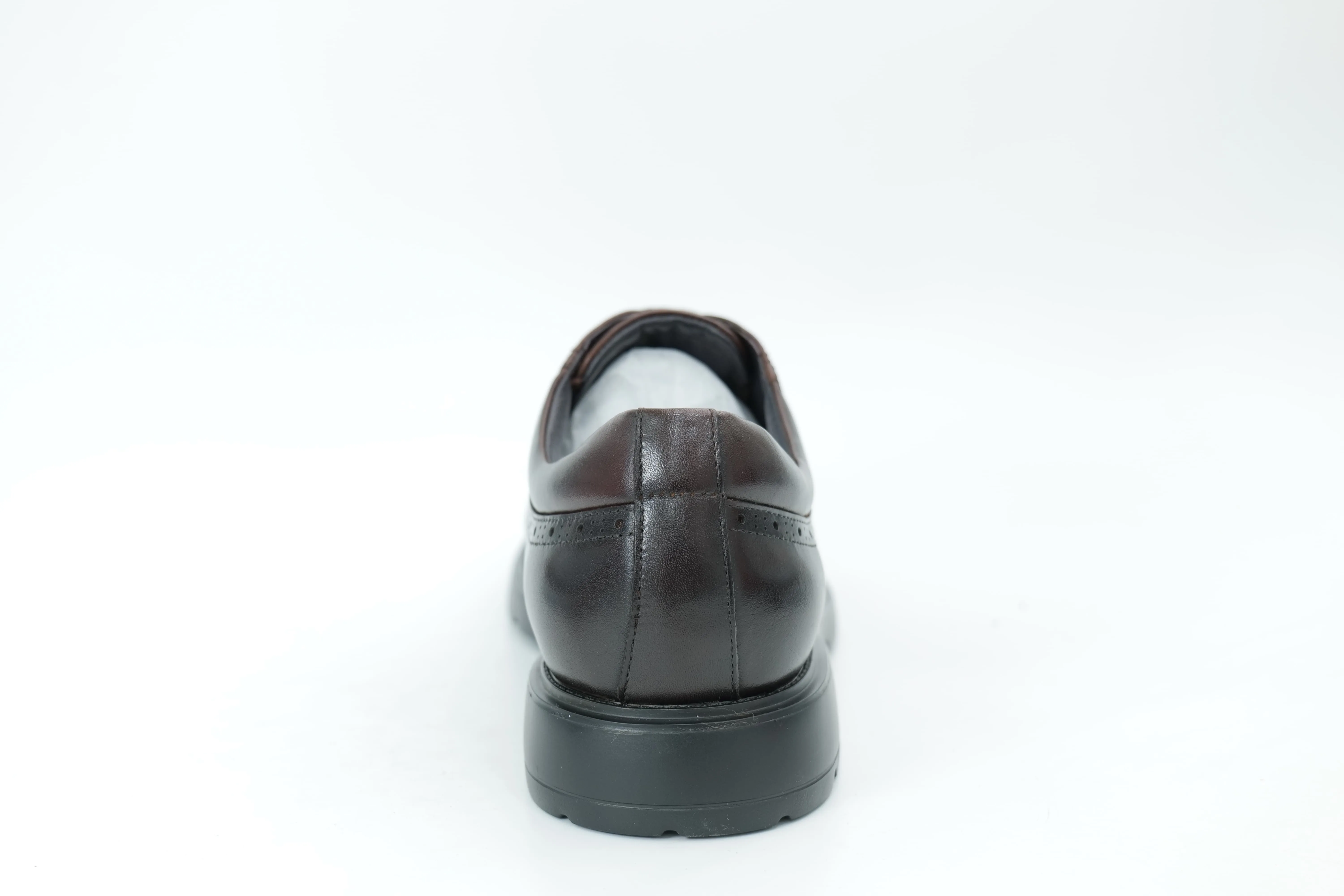Casual shoes