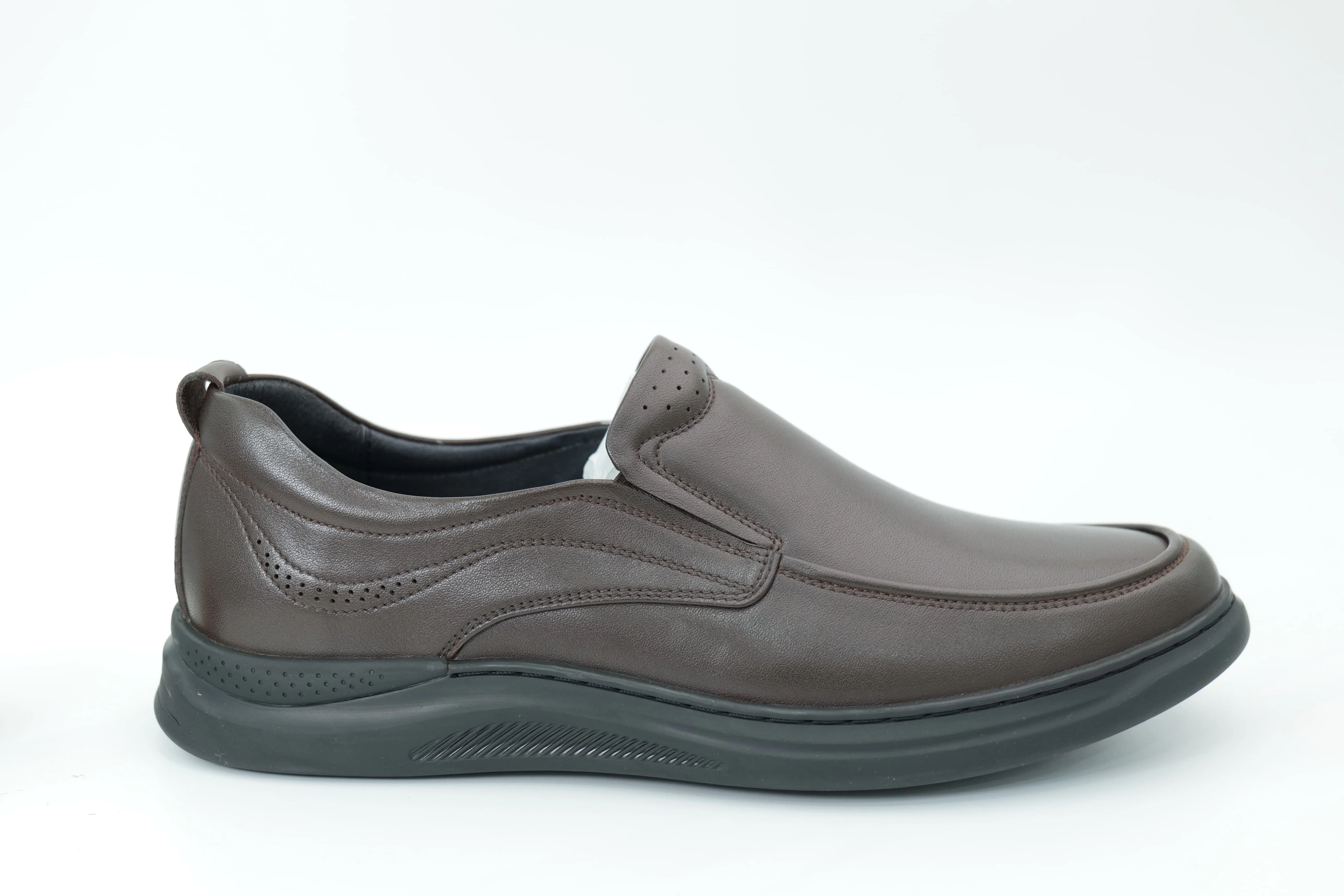 Casual shoes