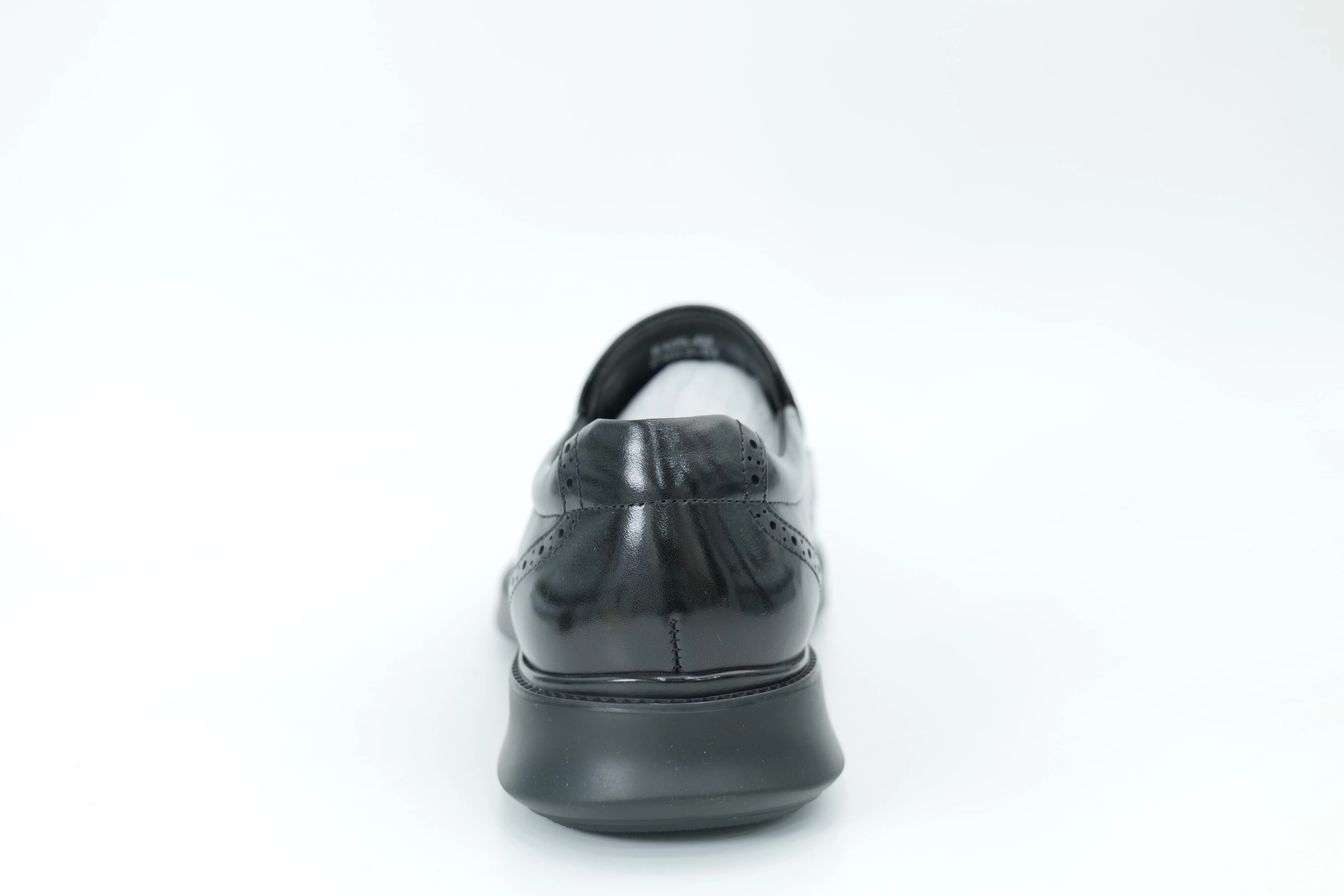 Casual shoes