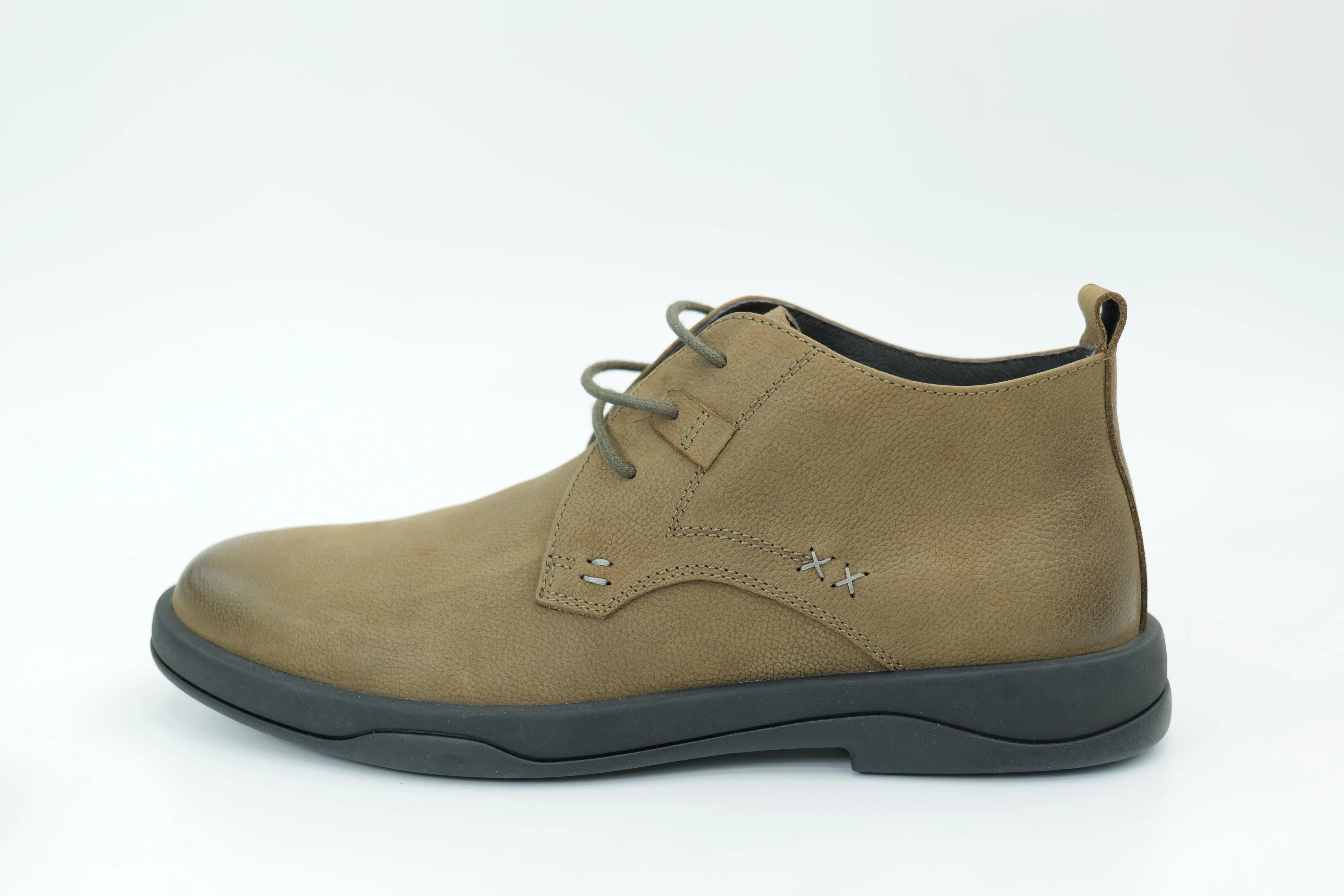 Casual shoes