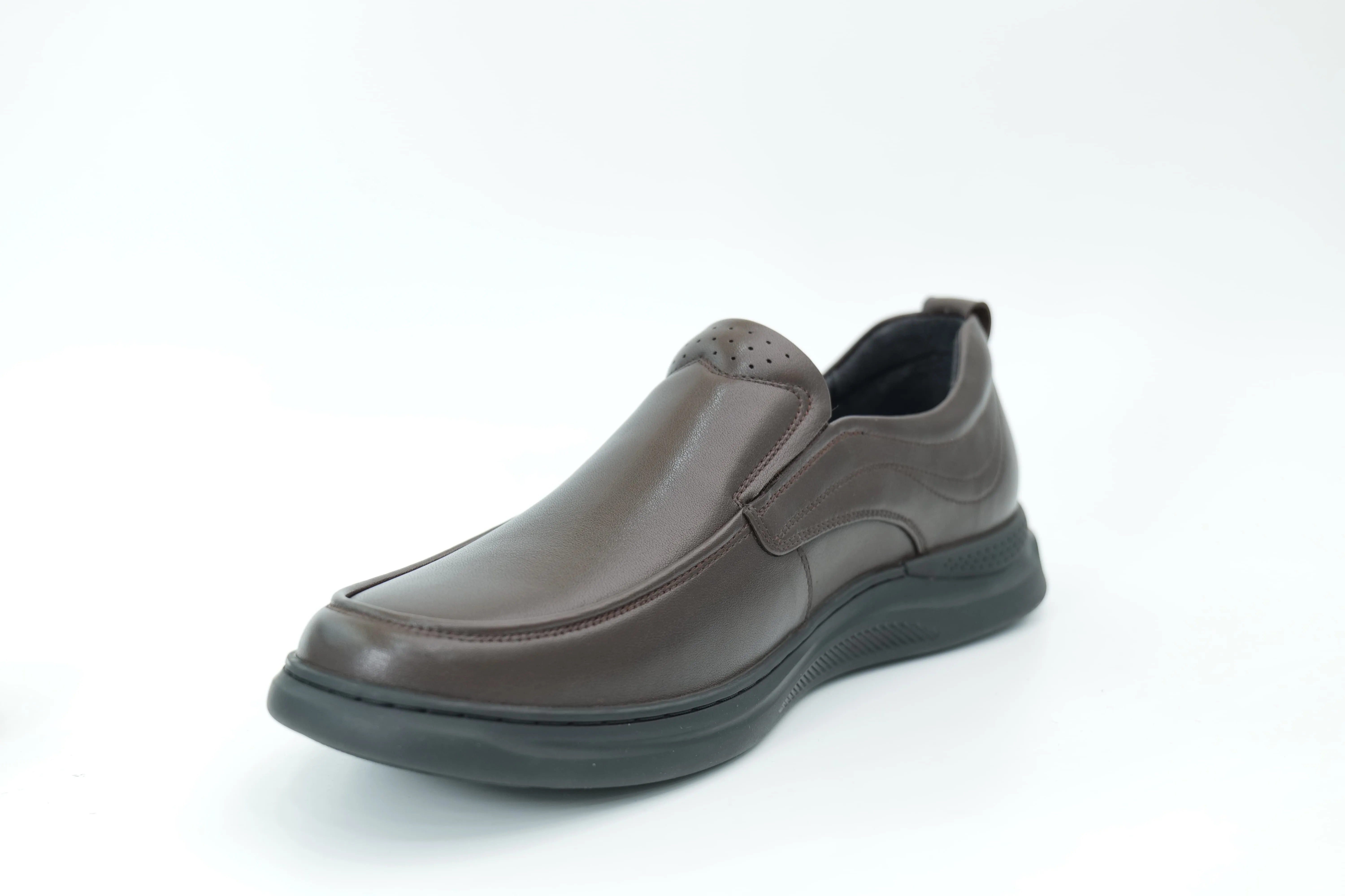Casual shoes