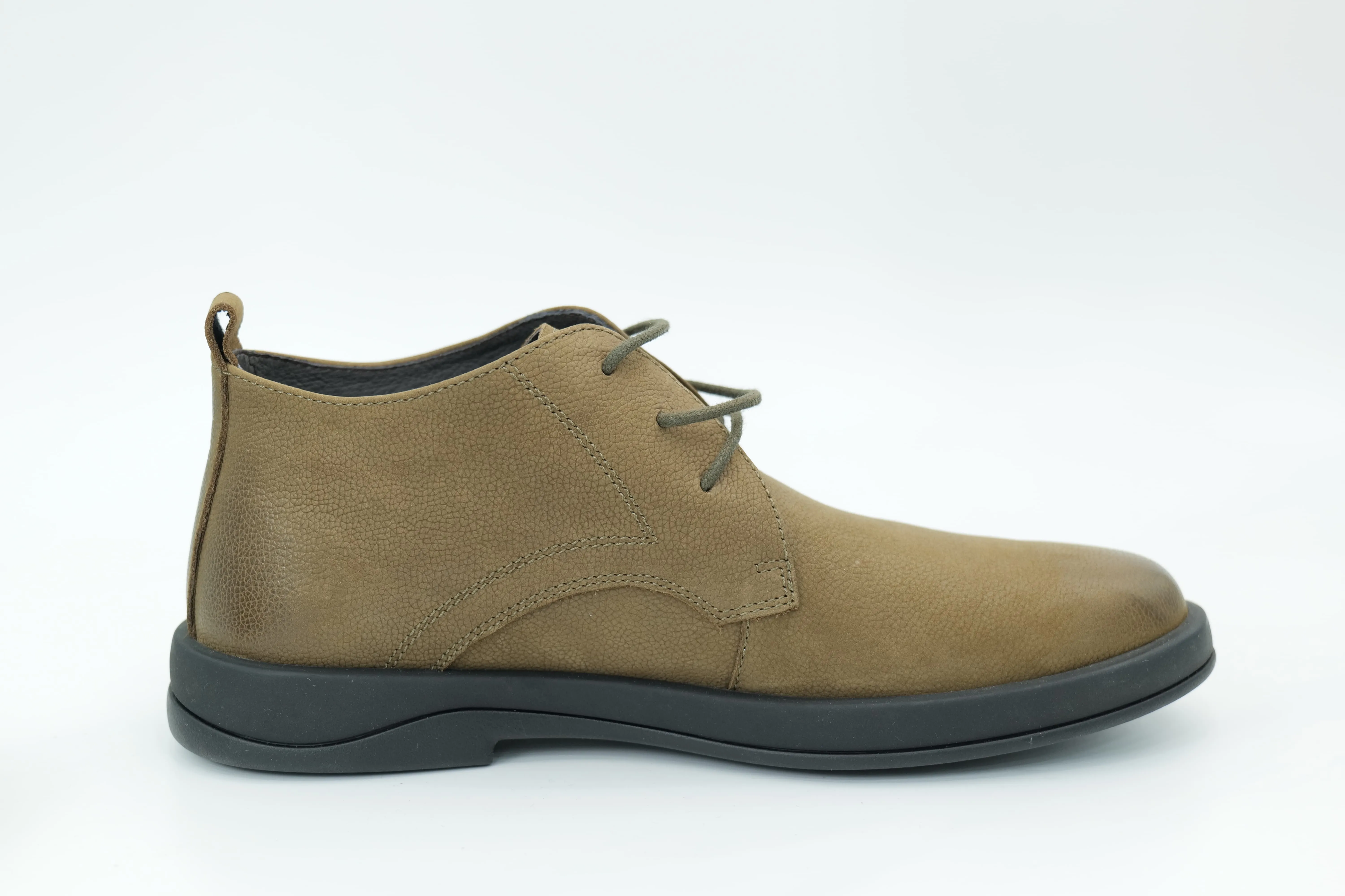Casual shoes