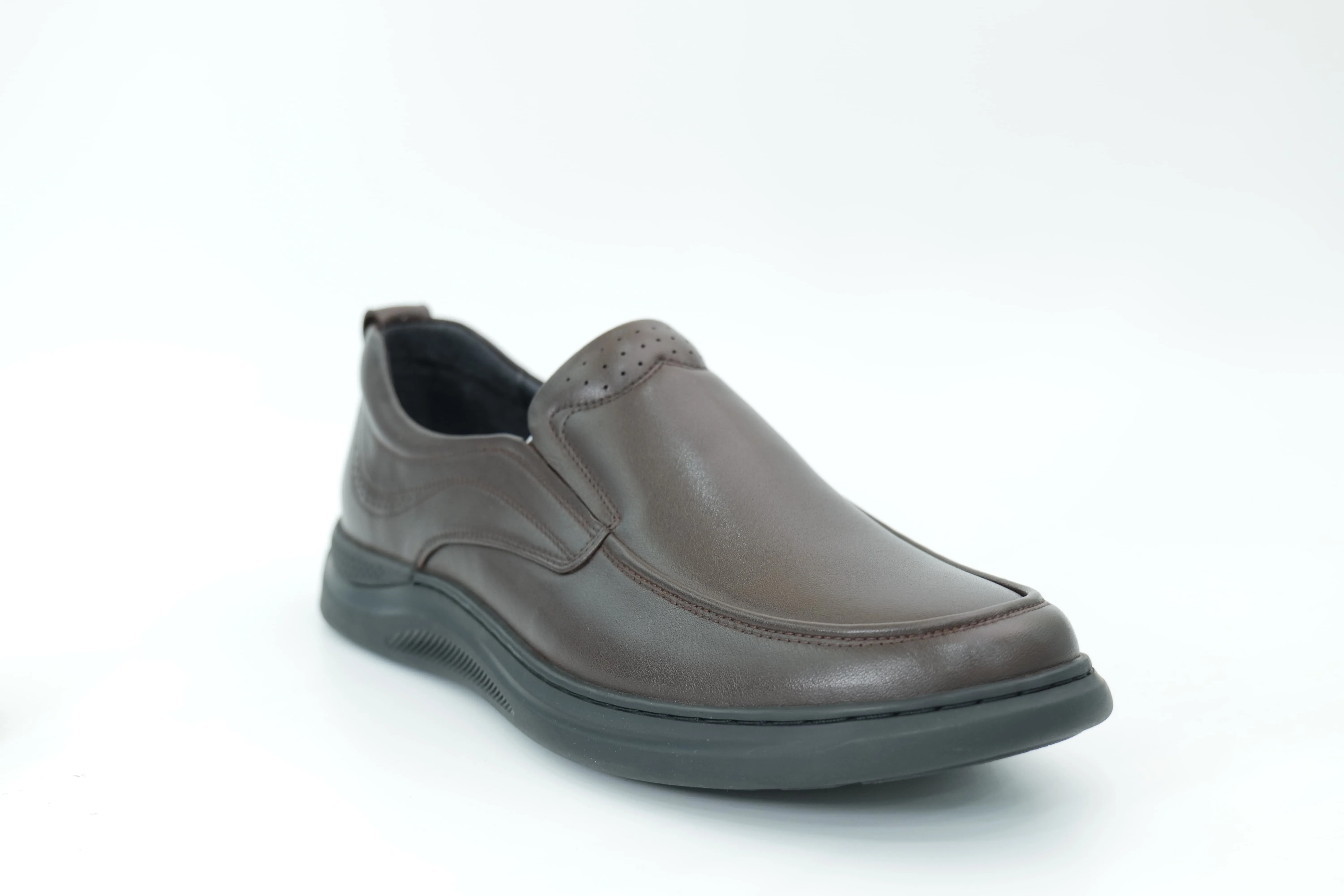 Casual shoes