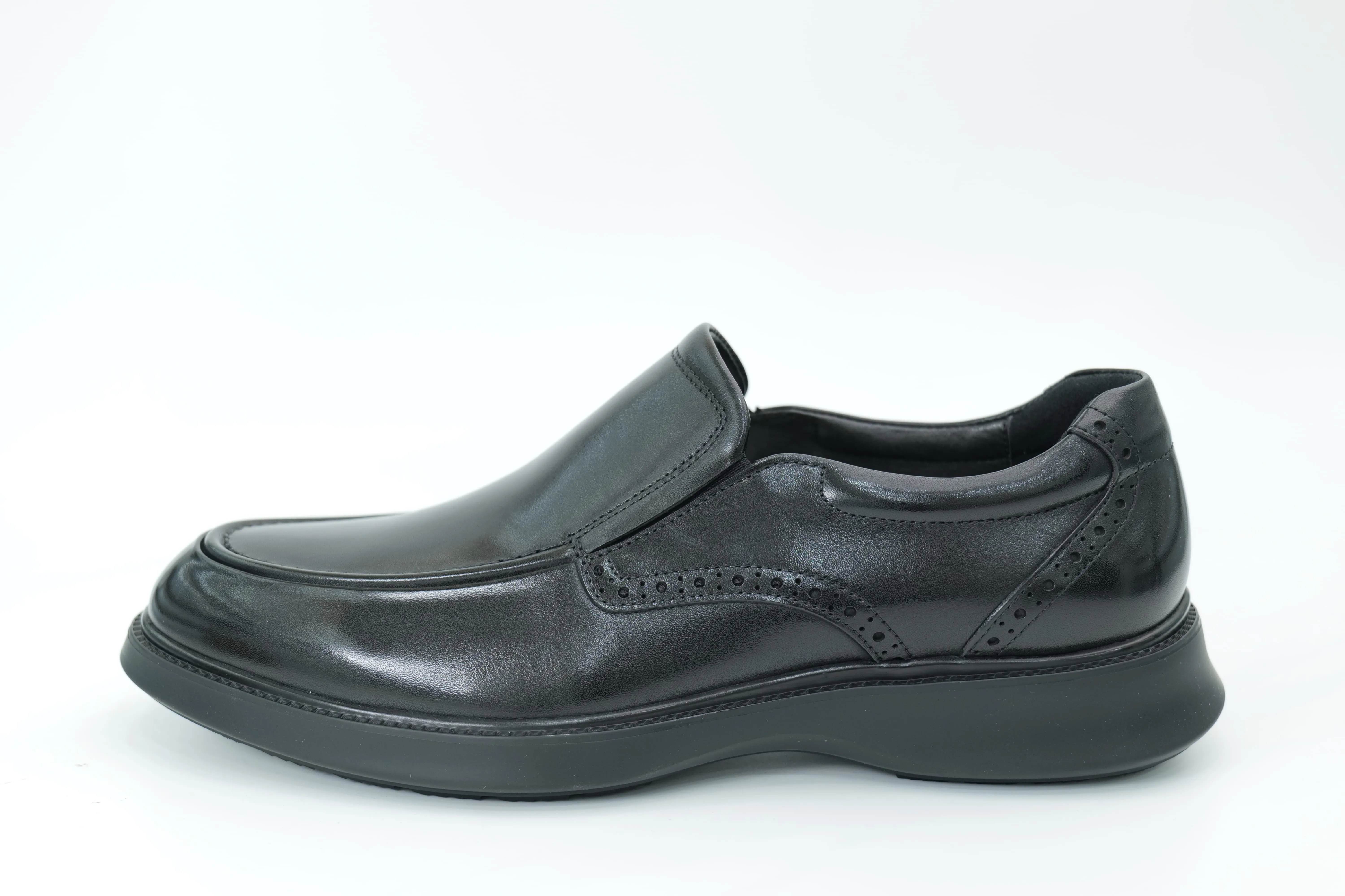 Casual shoes