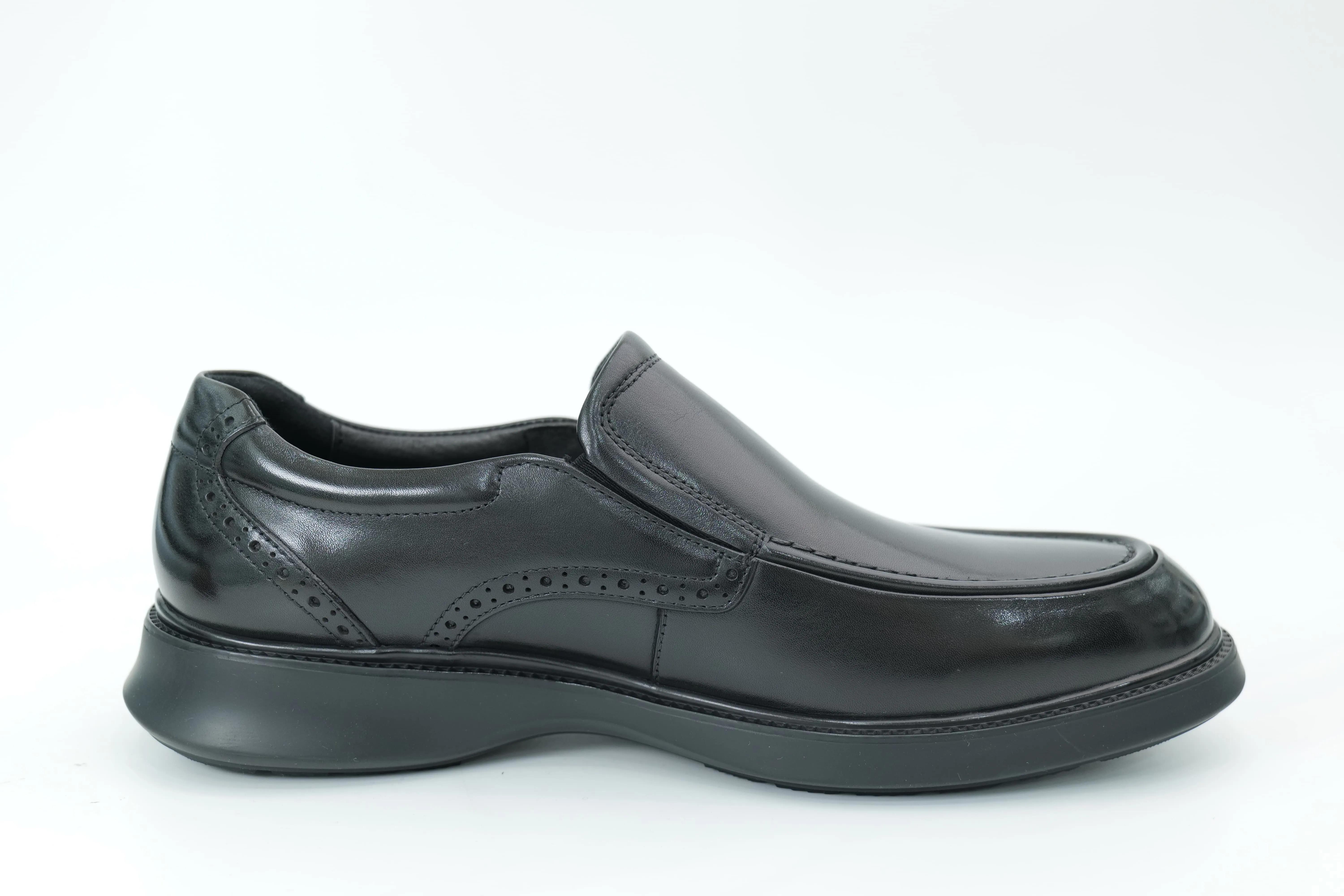 Casual shoes