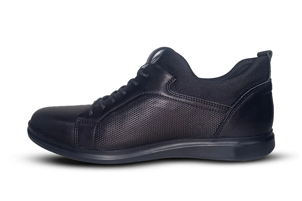 Dixon Black Low Top Sneakers