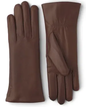 Elisabeth Chestnut 6
