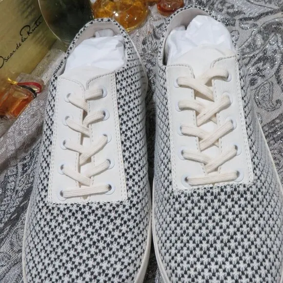 ELWOOD LOW TOP STAR TERRY LOW TOP SNEAKER LIMITED EDITIION DISCONTINUED SZ 9 MEN