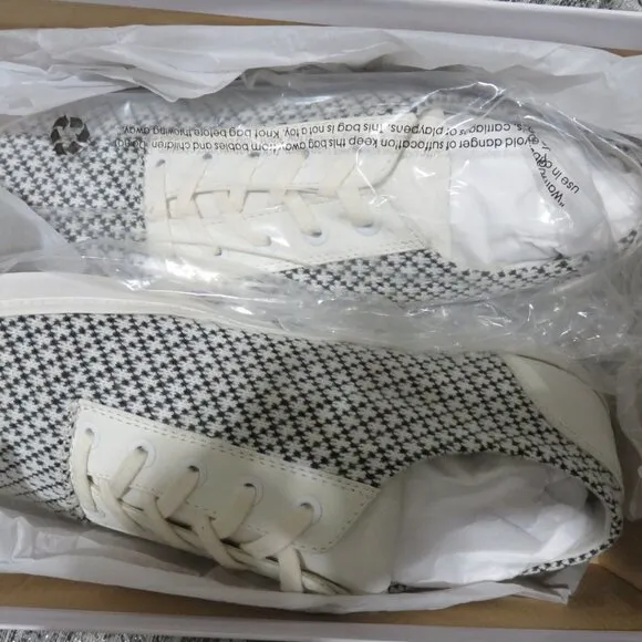 ELWOOD LOW TOP STAR TERRY LOW TOP SNEAKER LIMITED EDITIION DISCONTINUED SZ 9 MEN