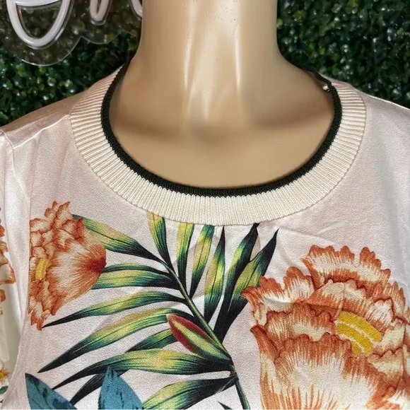 FARM Rio Mini T-Shirt White Dress Red Flowers Size S