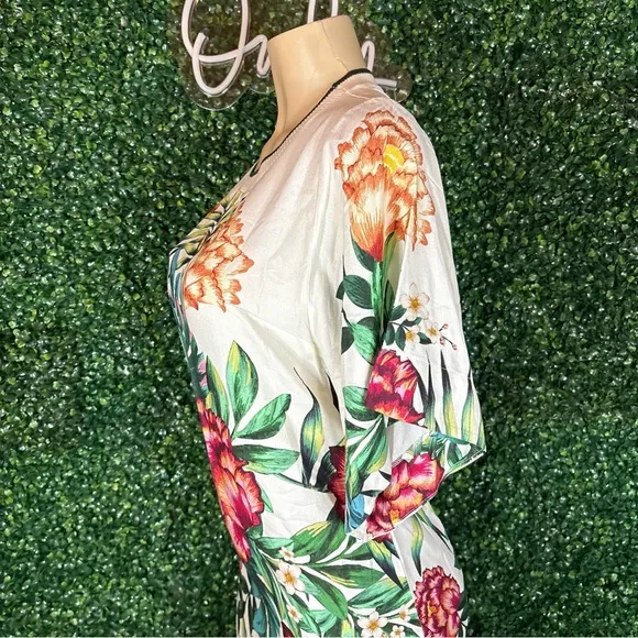 FARM Rio Mini T-Shirt White Dress Red Flowers Size S