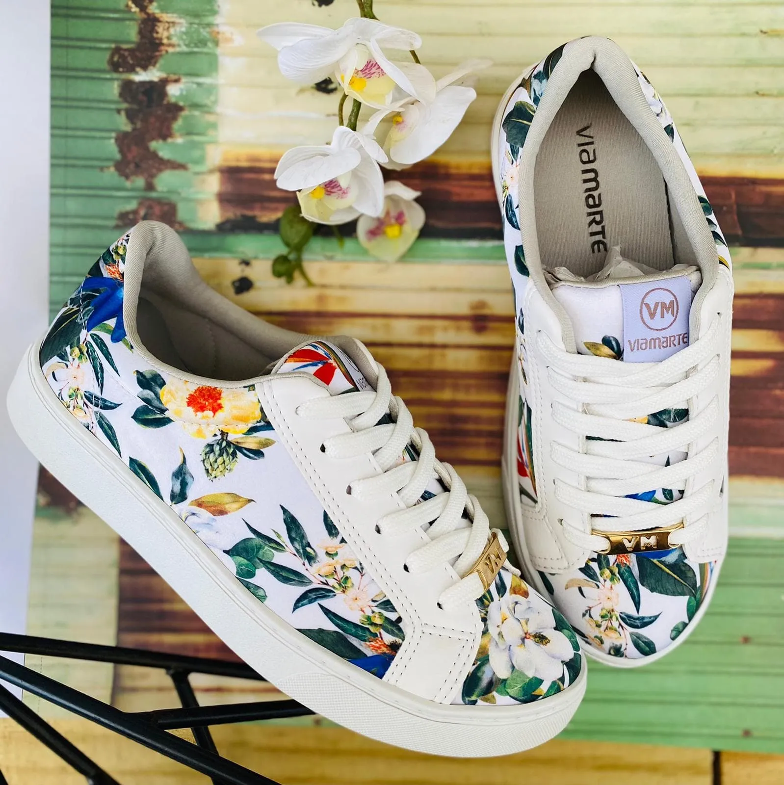 Floral Print Sneakers Via Marte