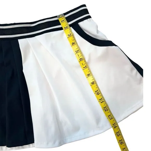 Free People Movement Round Robbin Skort White/Black Size S Elastic Waist