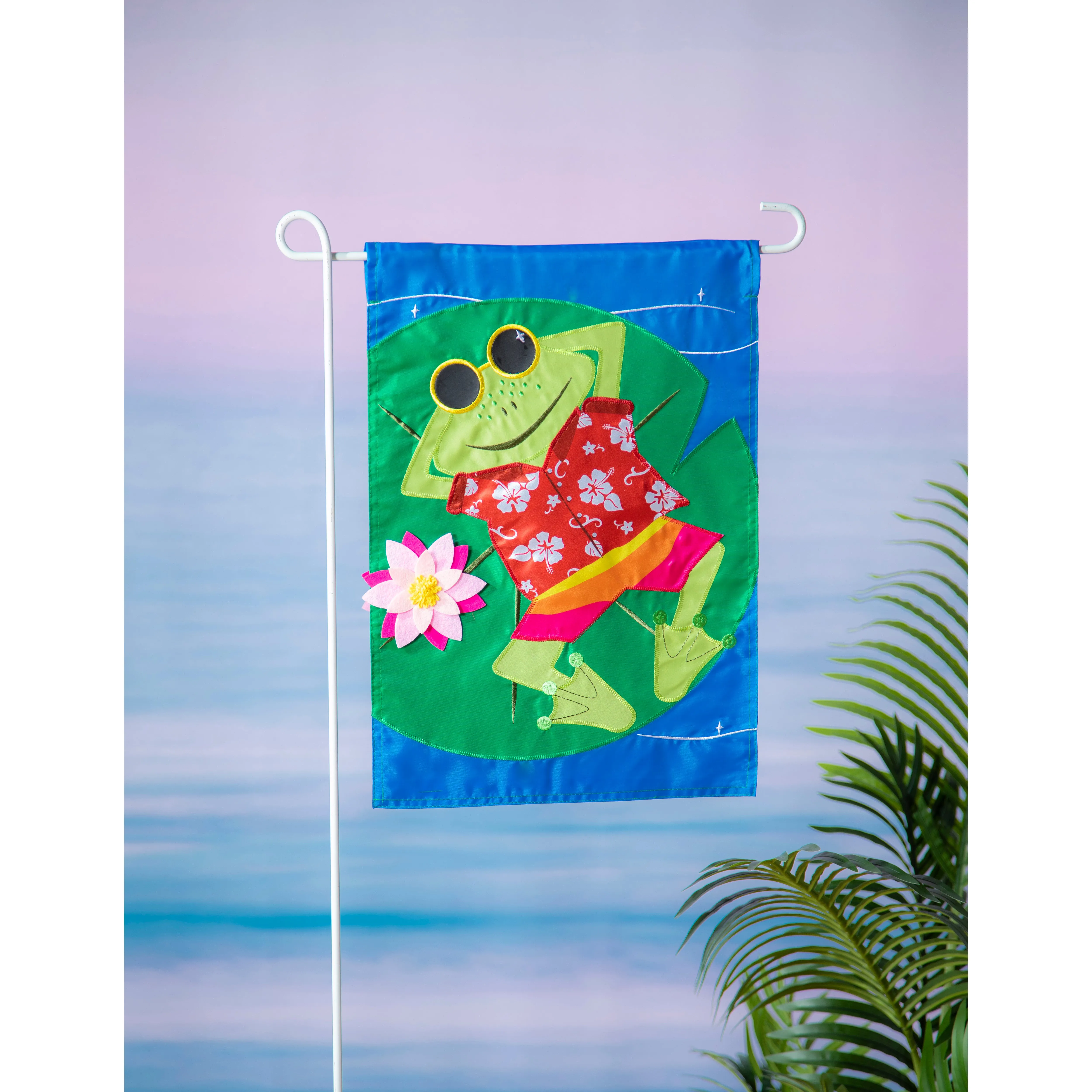 Frog's Summer Vacation Garden Applique Flag,169514