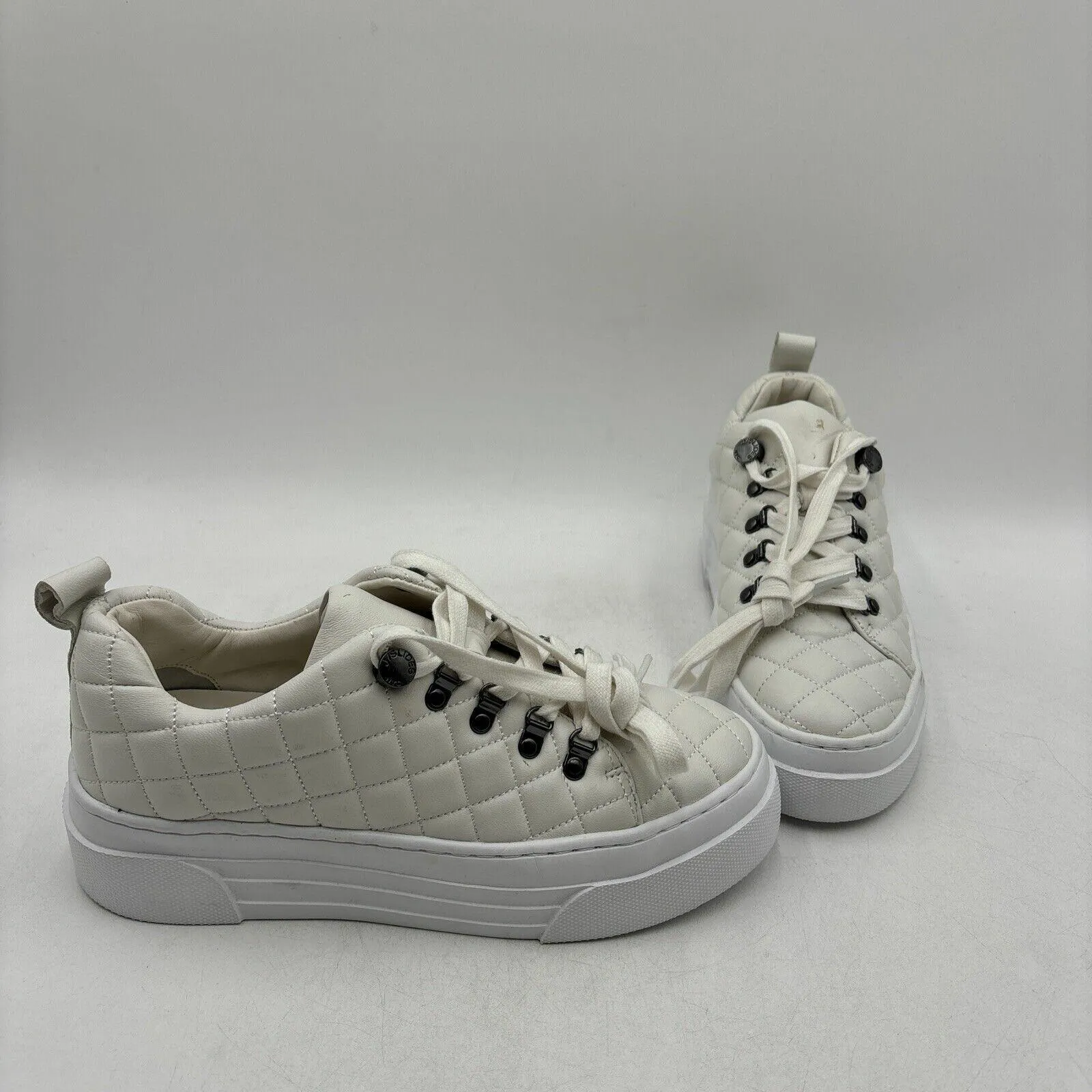 J/Slides NYC Aimee White Leather Quilted Low Top Lace Up Sneakers Women’s Size 7 - Very Good