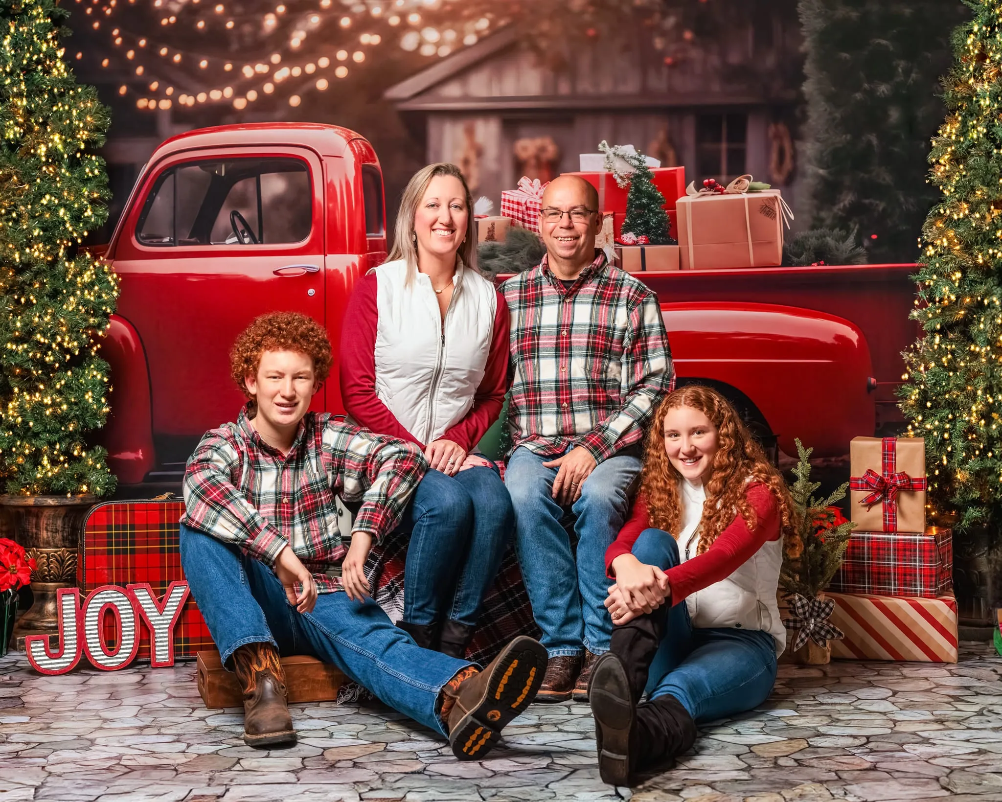 Kate Christmas Gift in Red Car Backdrop for Photography