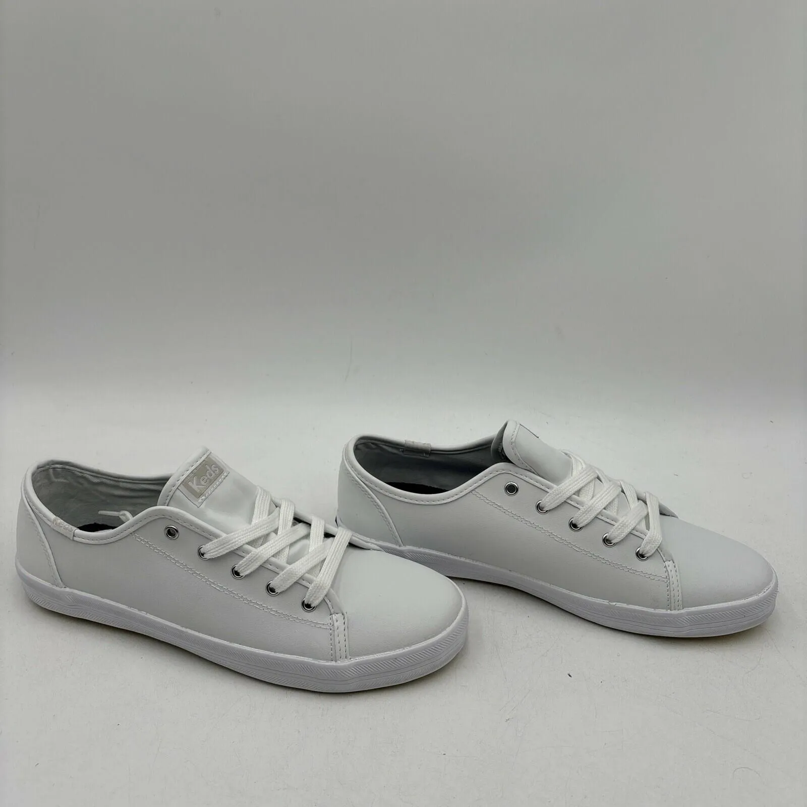 Keds KICKSTART White Leather Round Toe Low Top Lace Up Sneakers, Size 6M - Very Good