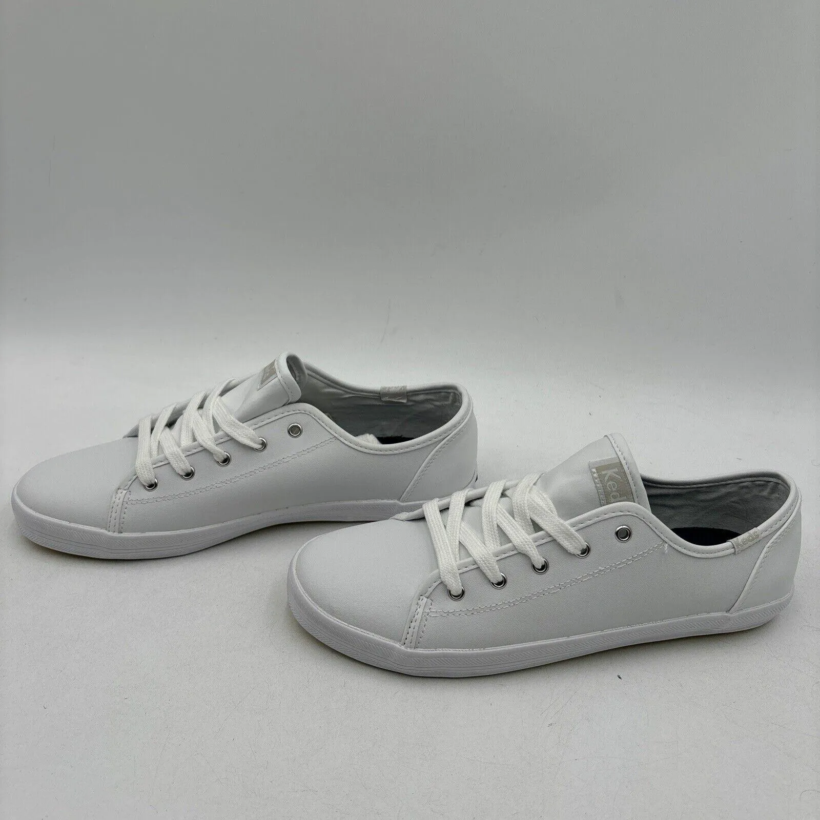Keds KICKSTART White Leather Round Toe Low Top Lace Up Sneakers, Size 6M - Very Good