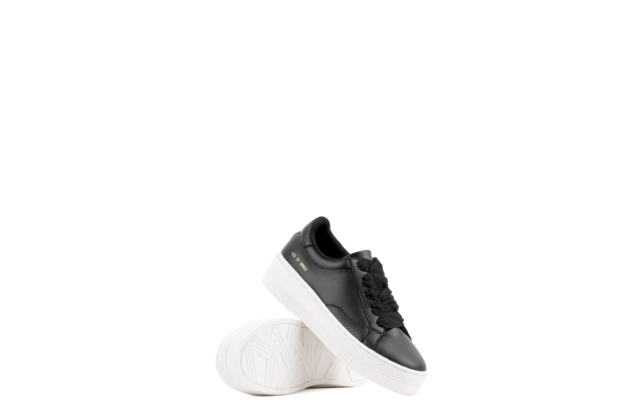 LAF-01 | BLACK / BLACK / WHITE | WOMEN