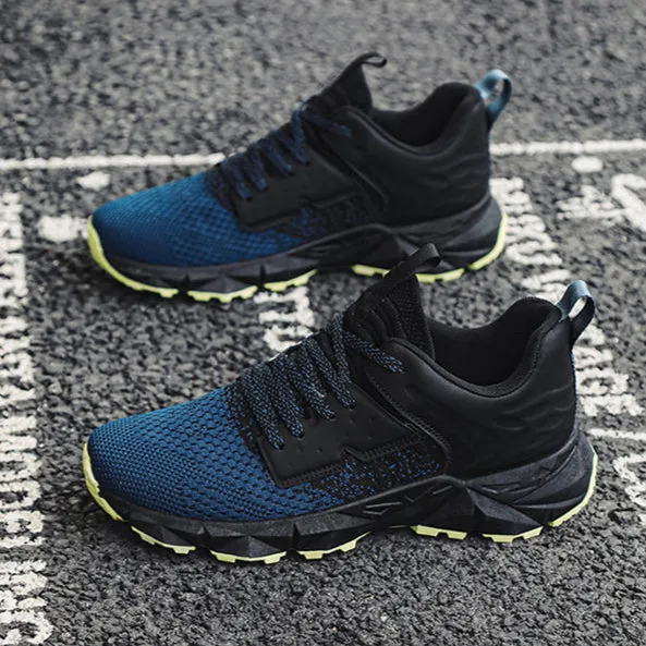 Lucan Bolt Sneakers