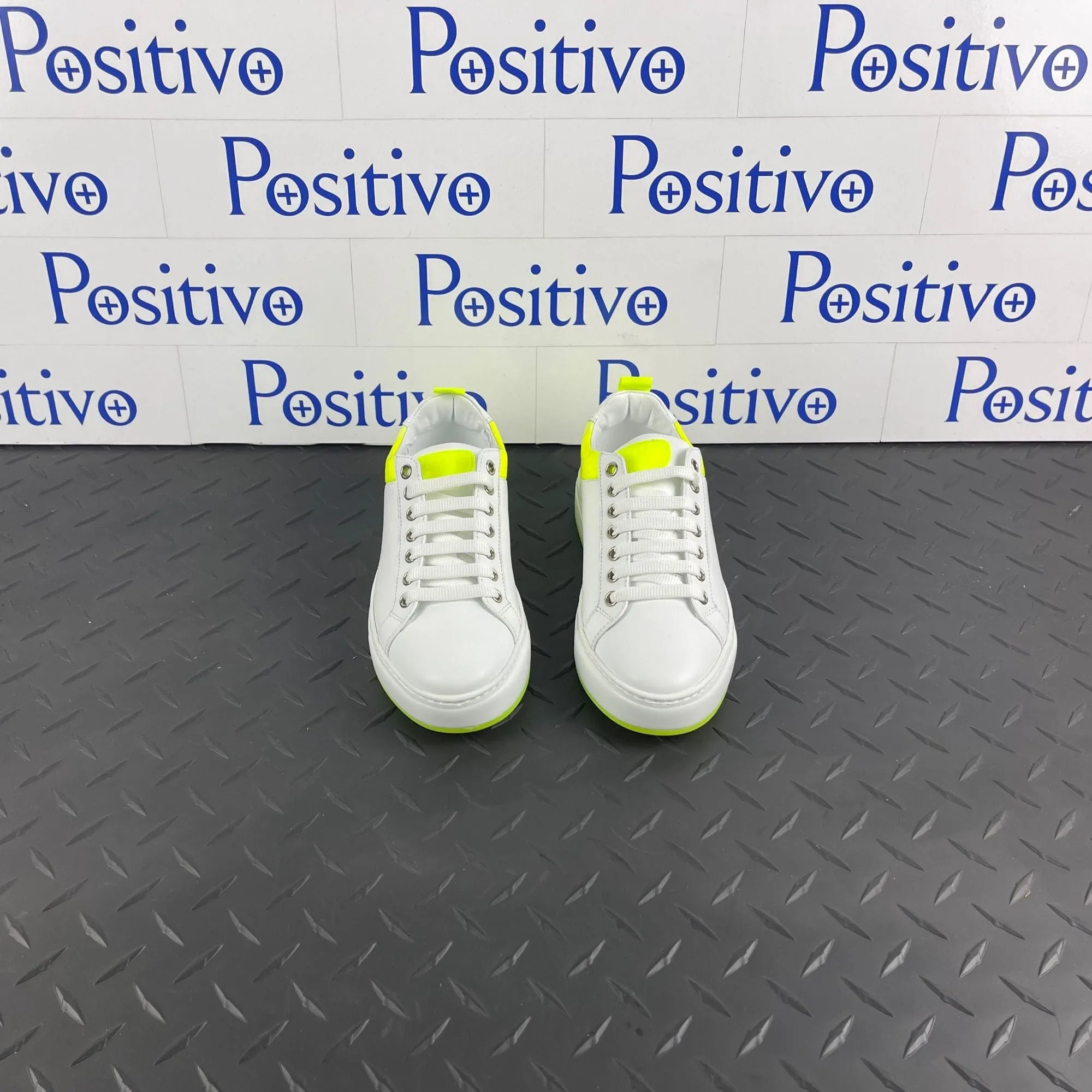 MCM Womens Flo Lime/White Leather Sneakers