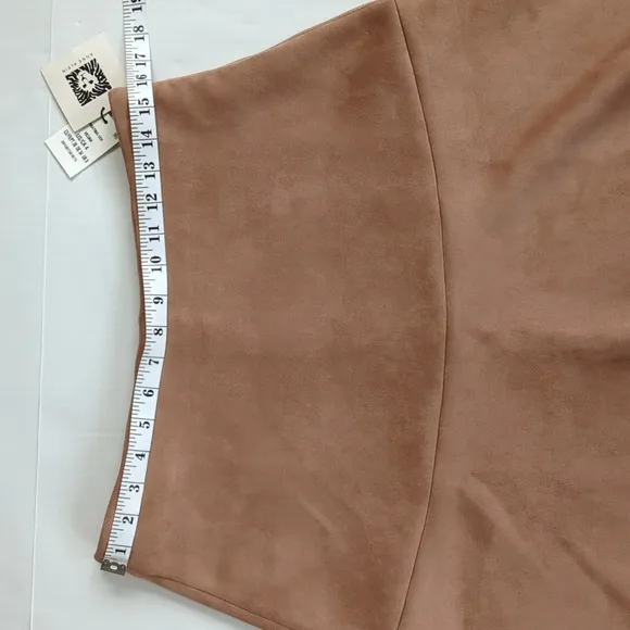 NEW Anne Klein Faux Suede A Line Skirt 4 Brown
