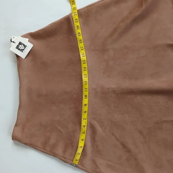 NEW Anne Klein Faux Suede A Line Skirt 4 Brown