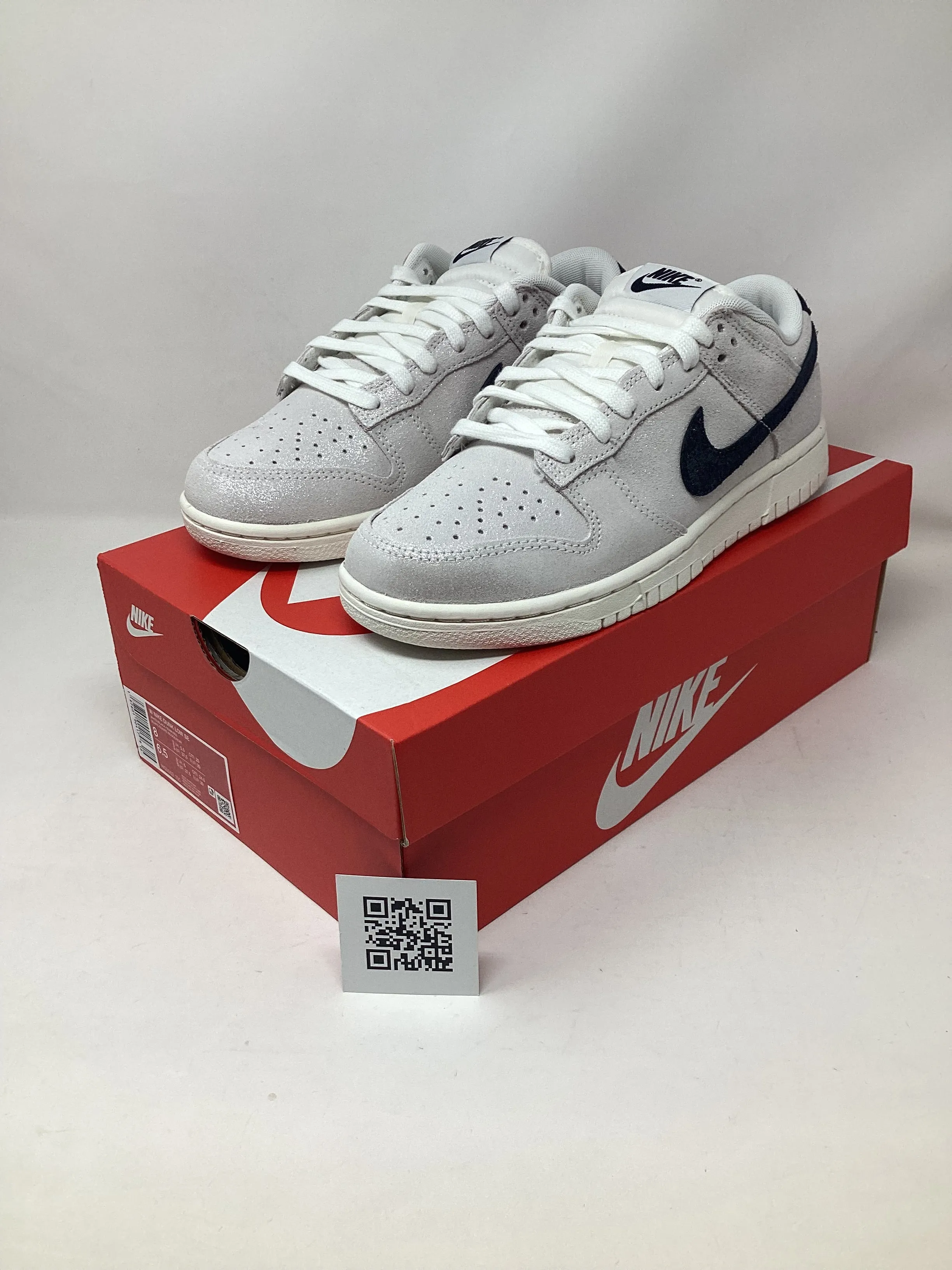 Nike Dunk Low SE, Black Sparkle (Women's)