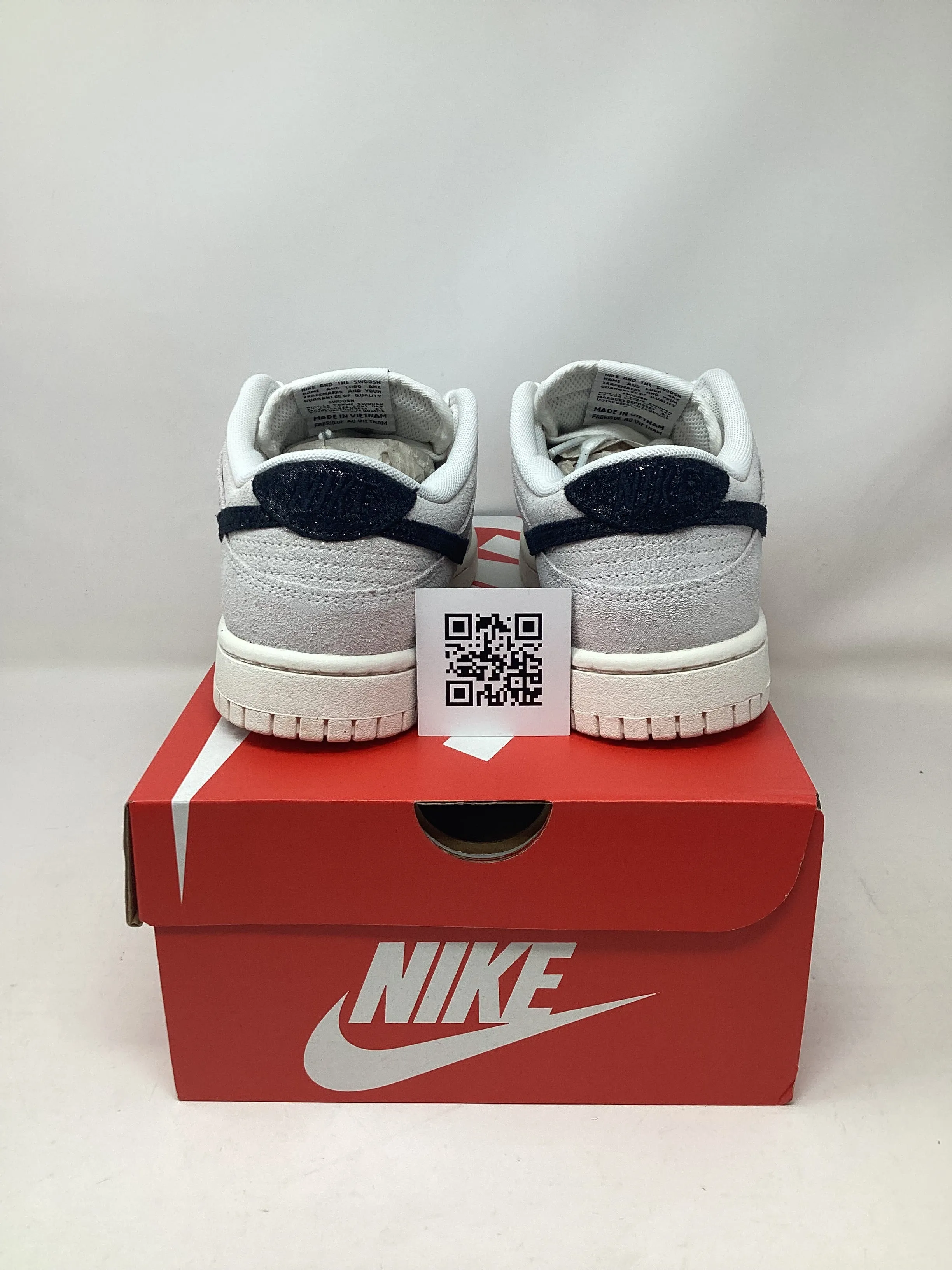 Nike Dunk Low SE, Black Sparkle (Women's)