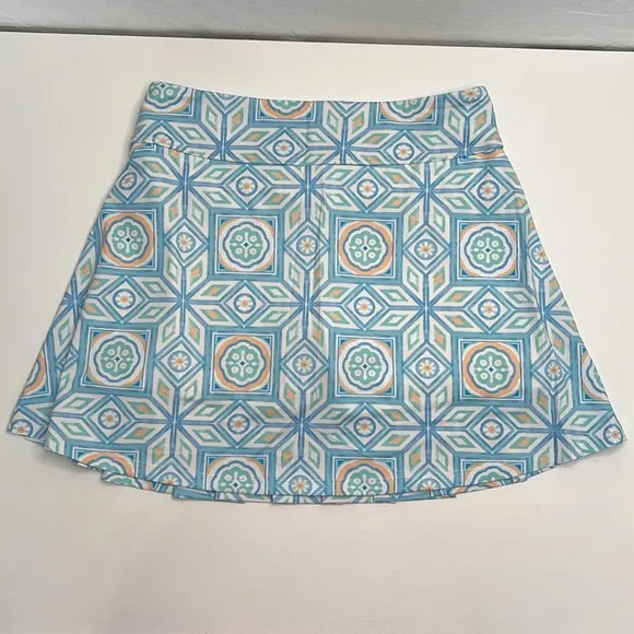 NWT Kenny Flowers the Ischia country club skort size medium blue peach &amp; white