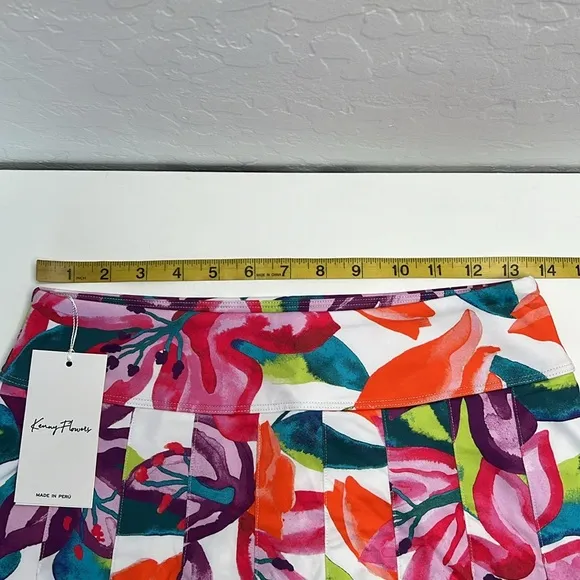 NWT Kenny Flowers the Kona country club skort size medium red purple pink floral