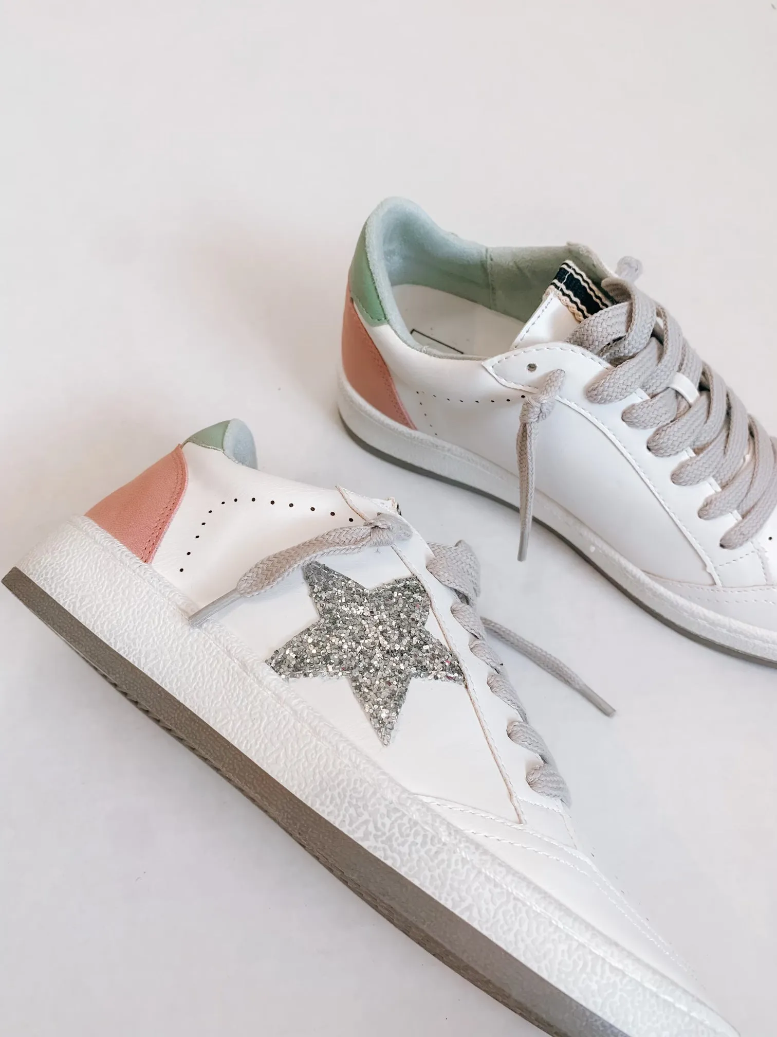 Paz II Tennis Shoes