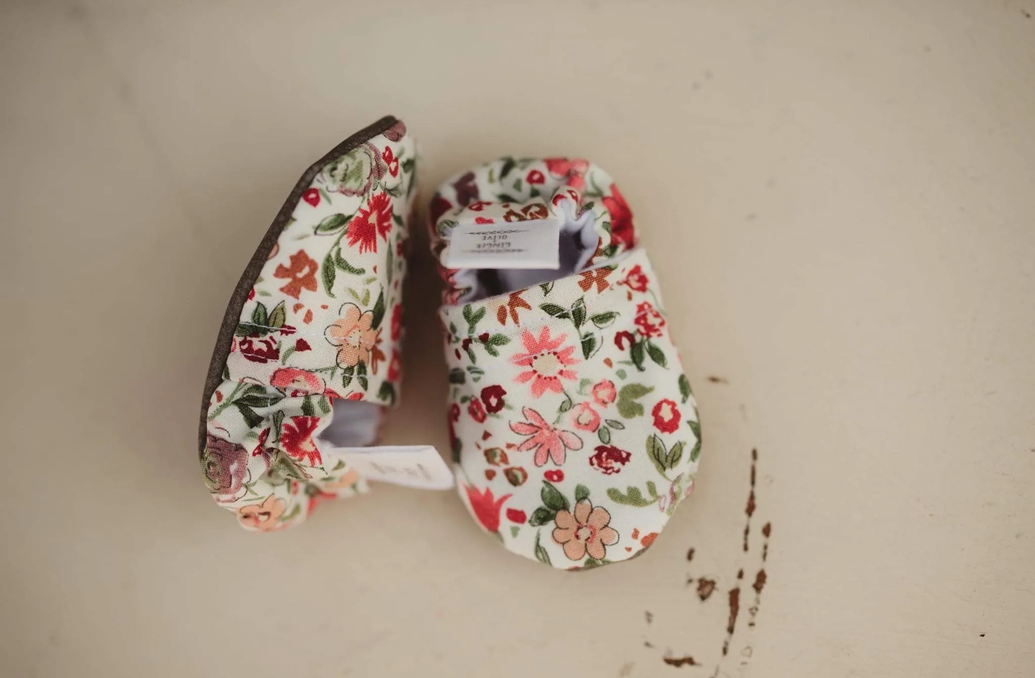 Pink & Red Floral Soft Soled Baby Shoes Bib