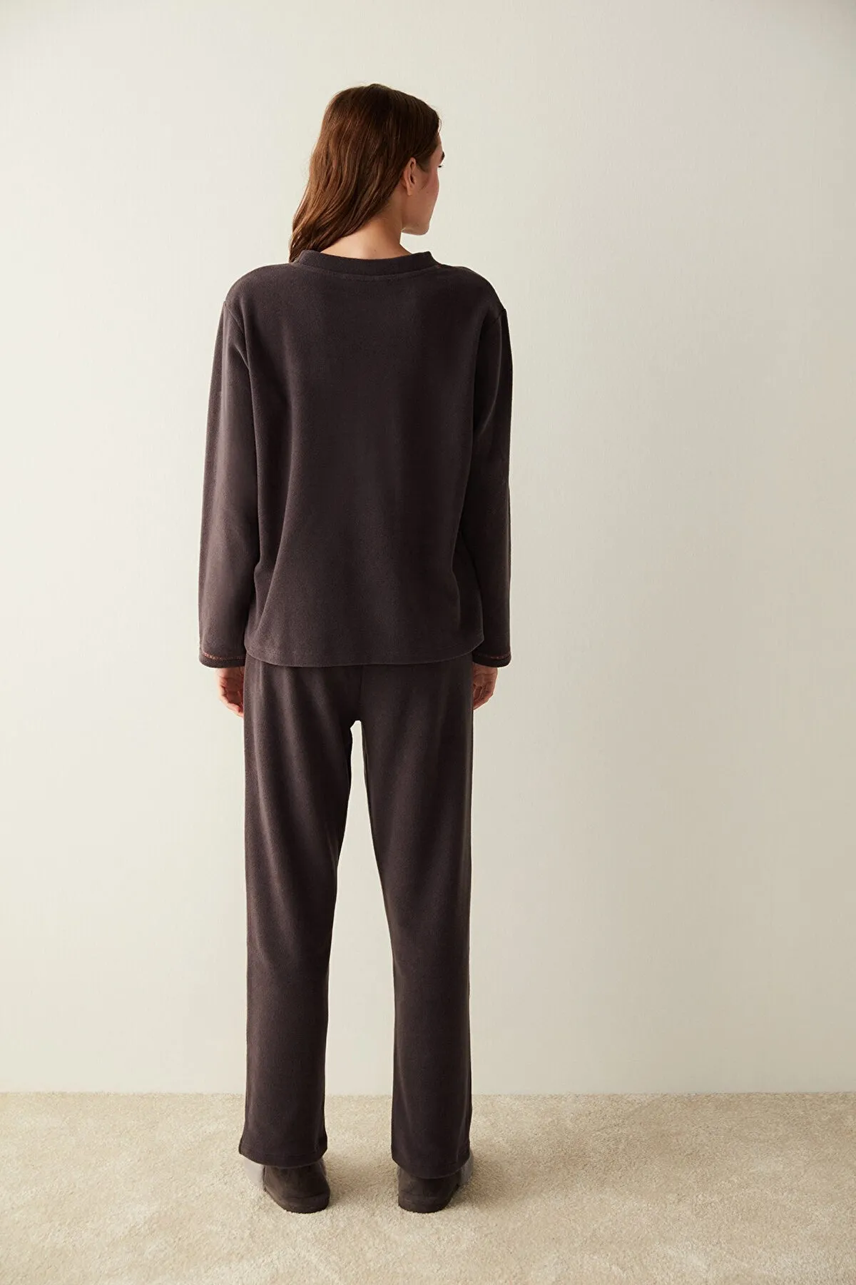 Weekend Calories Polar Thermal Pants Set