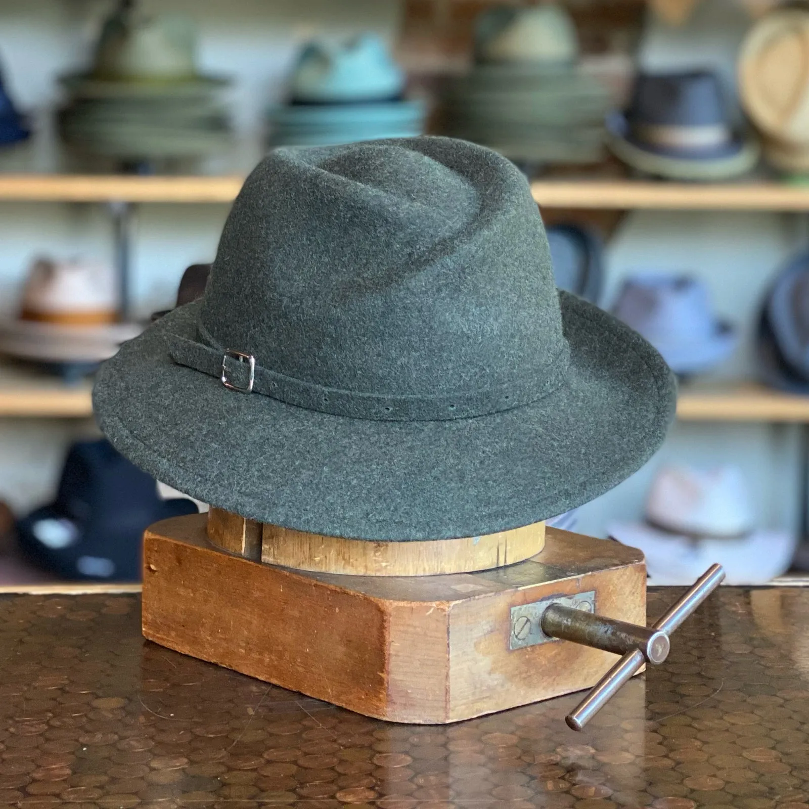 Wool Simone