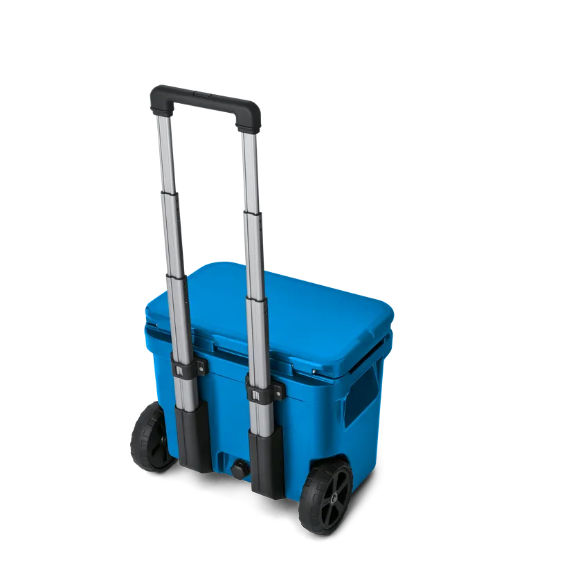 Yeti - Roadie 32 Wheeled Cooler - Big Wave Blue